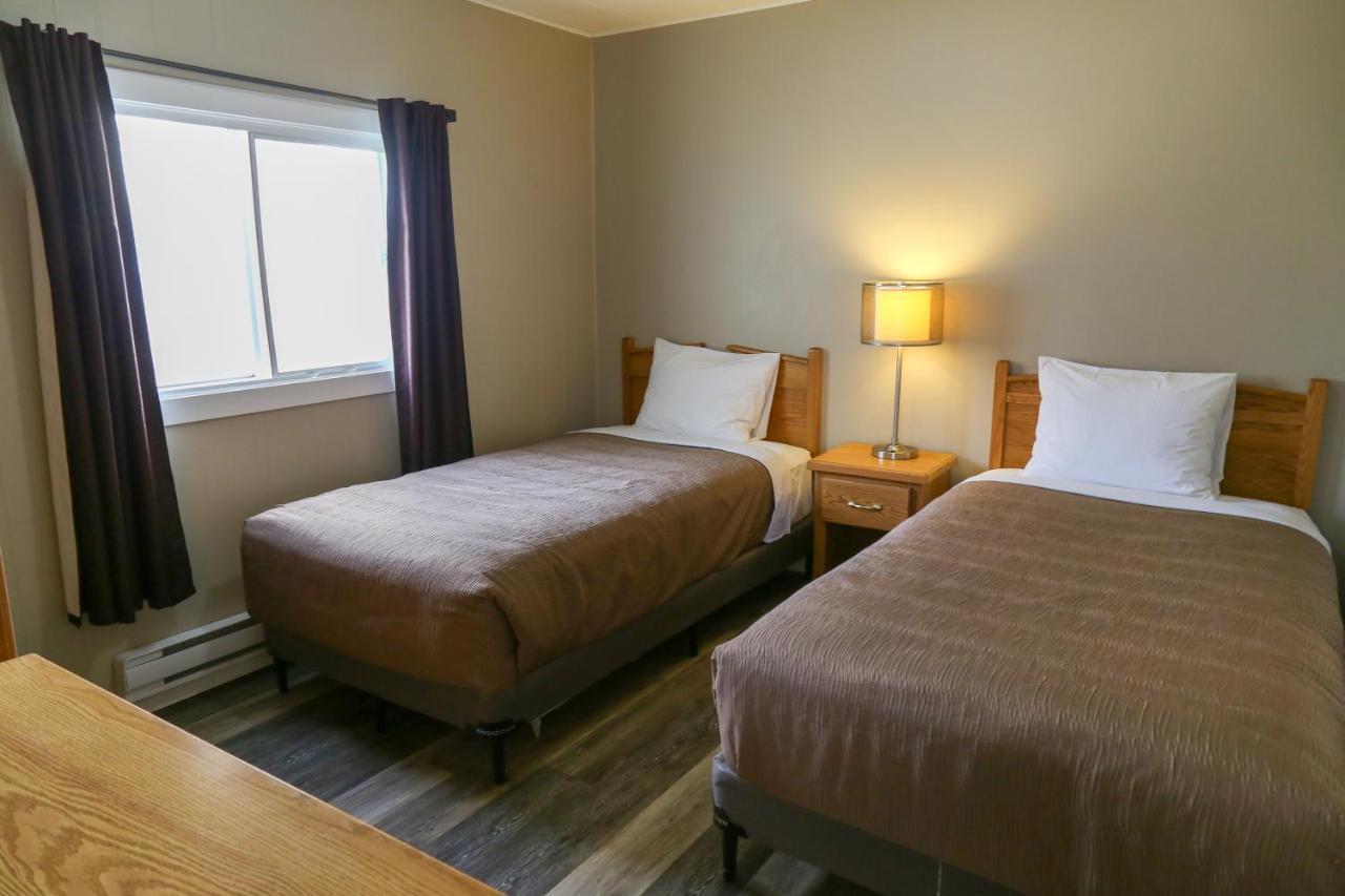 Richter Pass Beach Resort Osoyoos Extérieur photo