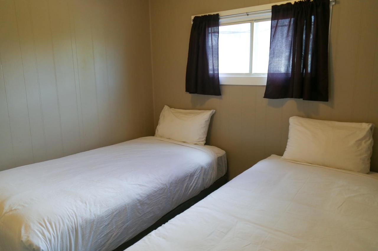 Richter Pass Beach Resort Osoyoos Extérieur photo